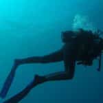 Diver solo subaquatique